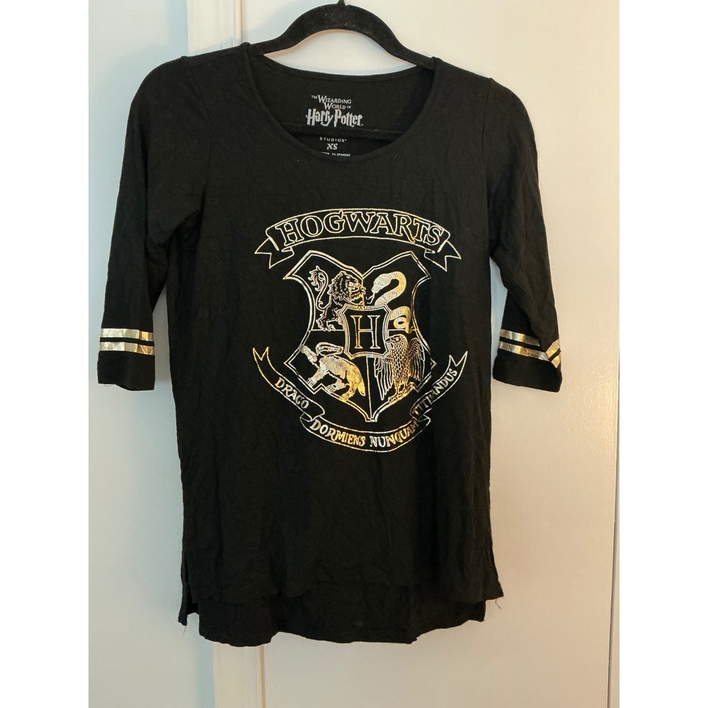 Harry Potter Hogwarts Crest Graphic Top Black Gold Foil‎ 3/4 Sleeve Womens XS